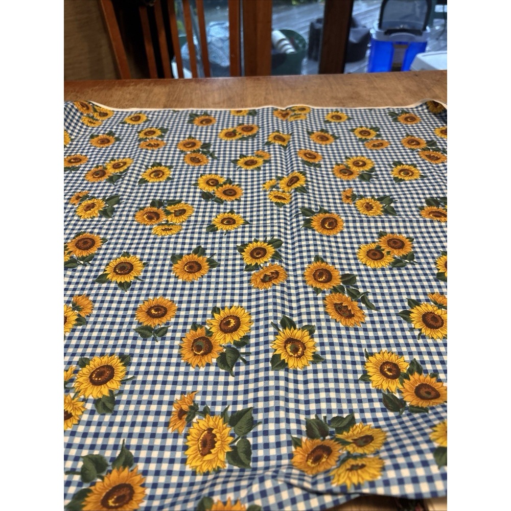 Cranston Sunflowers Blue White Gingham Cotton Fabric Remnant 30x44 USA Vintage